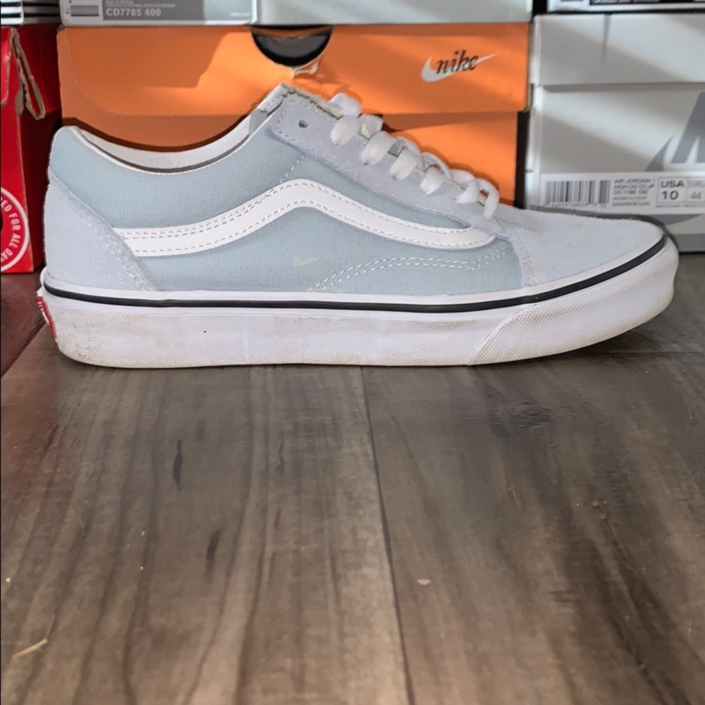 Women’s Old School Vans Size 7